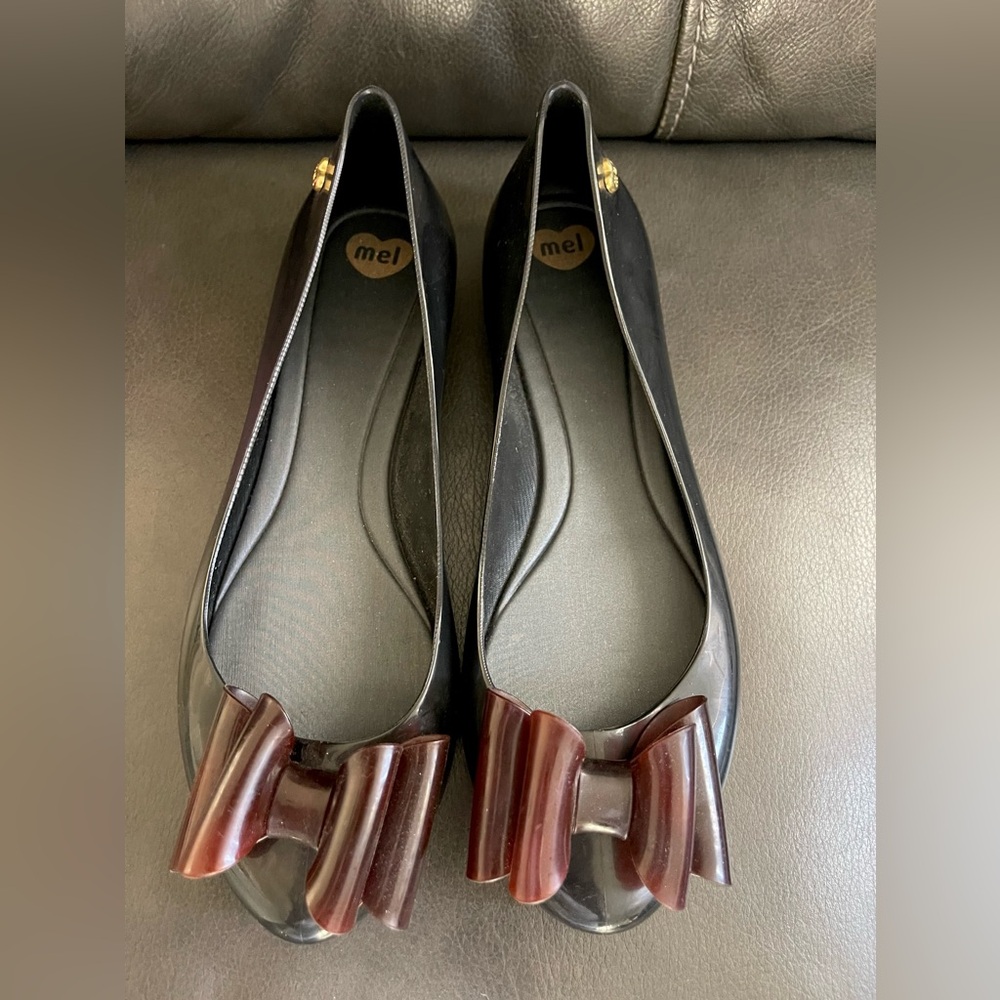 Mel by Melissa Jelly Flat size 8